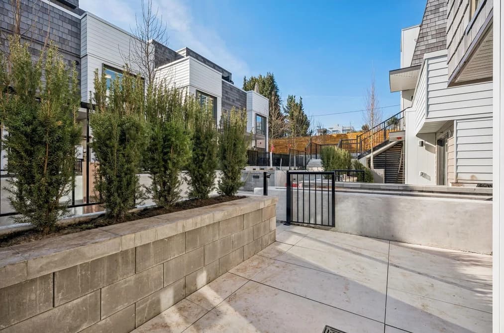 153 408 W 45TH AVENUE, Vancouver, BC — Residential for Sale - Photo 2