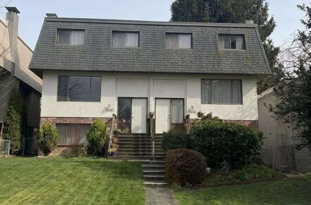 1536 ST. ANDREWS AVENUE, North Vancouver, BC — Residential Income for Sale - Main Photo
