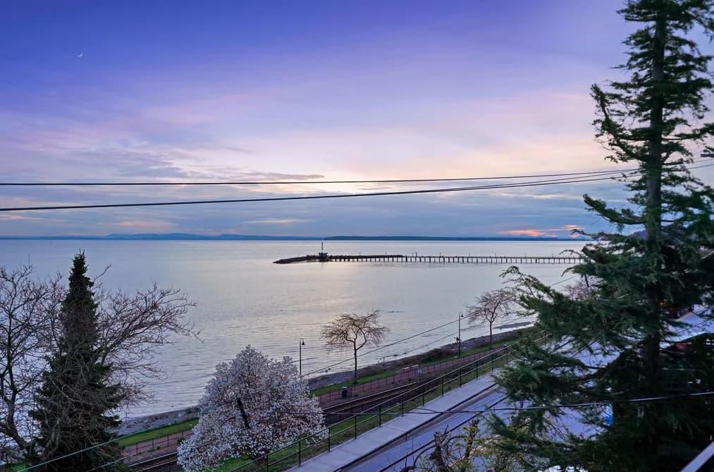 15377 MARINE DRIVE, White Rock, BC — Residential for Sale - Photo 2