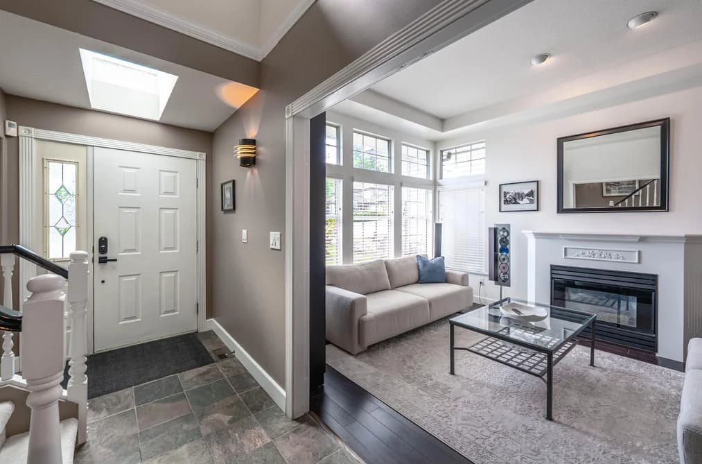 1539 BRAMBLE LANE, Coquitlam, BC — Residential for Sale - Photo 2