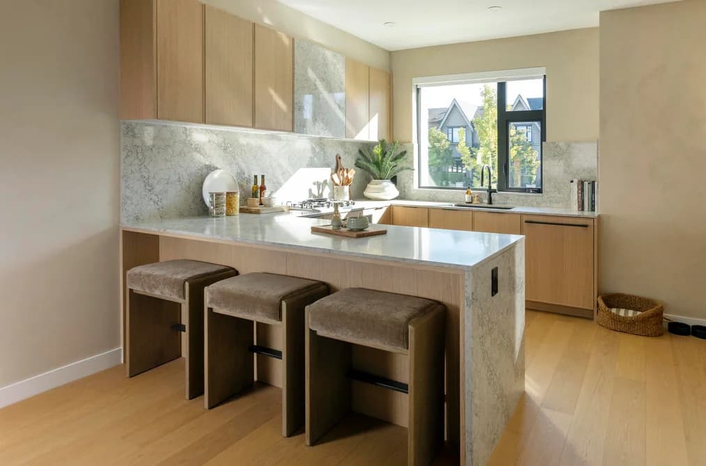 154 5377 OAK STREET, Vancouver, BC — Residential for Sale - Photo 2