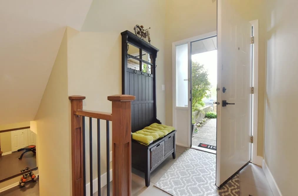 15415 RUSSELL AVENUE, White Rock, BC — Residential for Sale - Photo 2