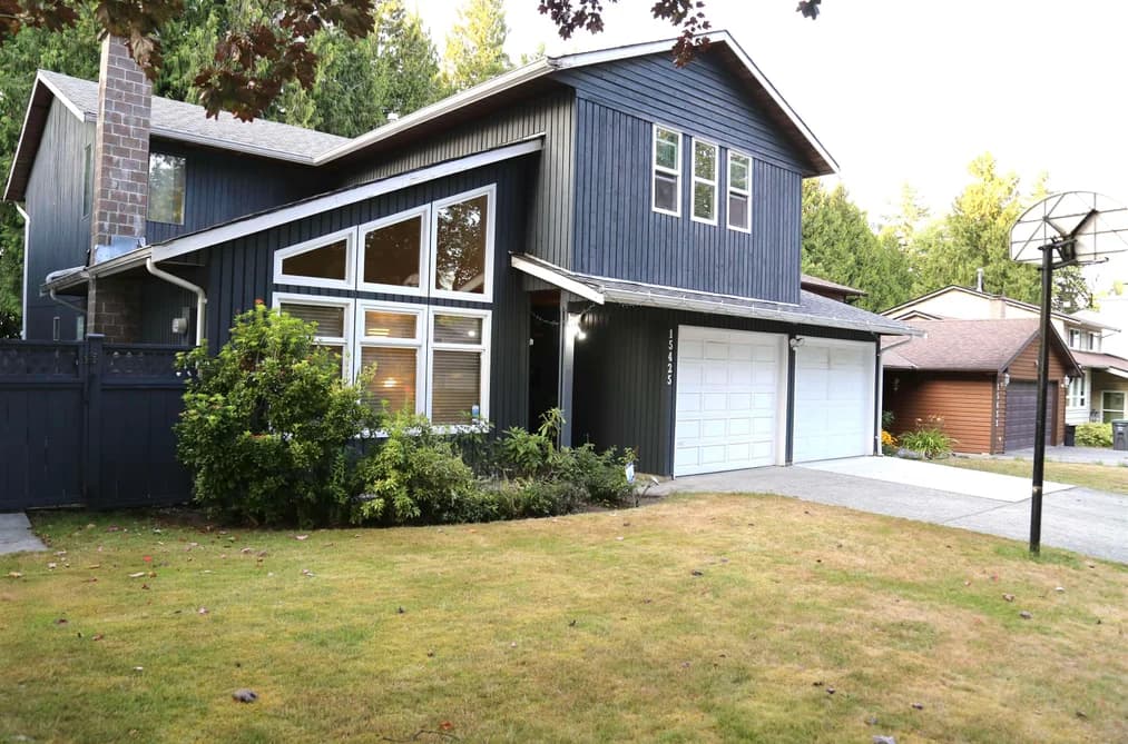 15425 98TH AVENUE, Surrey, BC — Residential for Sale - Photo 2