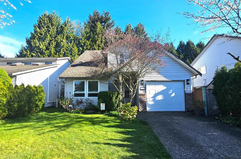 15429 90 AVENUE, Surrey, BC — Residential for Sale - Photo 2