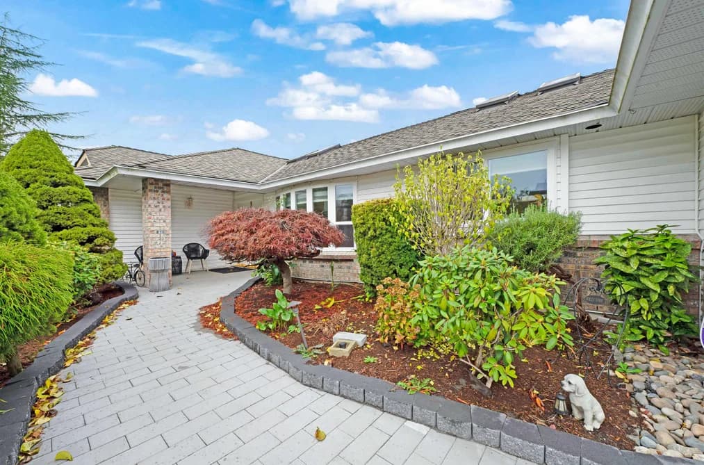 15435 KILLARNEY PLACE, Surrey, BC — Residential for Sale - Photo 2