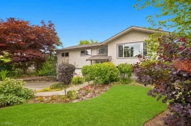 House for sale at 15467 Poplar Drive Surrey British Columbia - MLS: R3147469