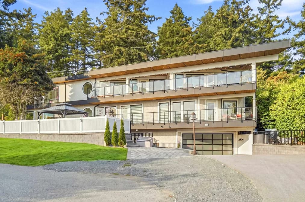 15472 BUENA VISTA AVENUE, White Rock, BC — Residential for Sale - Main Photo