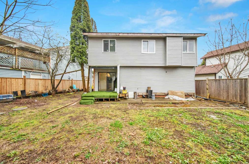 15474 90 AVENUE, Surrey, BC — Residential for Sale - Photo 2