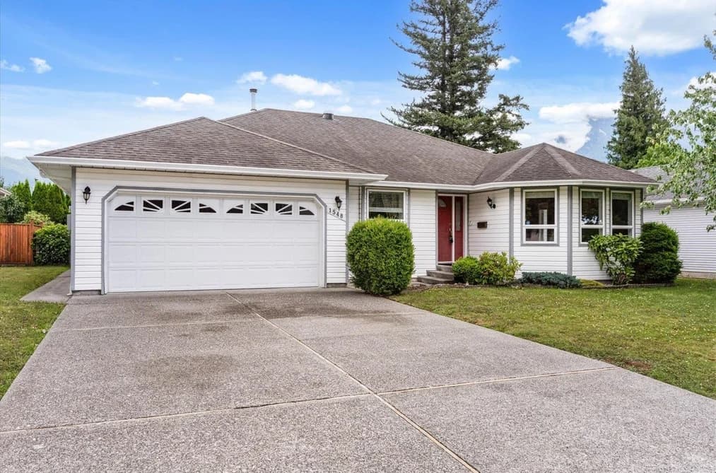 1548 CANTERBURY DRIVE, Agassiz, BC — Residential for Sale - Photo 2