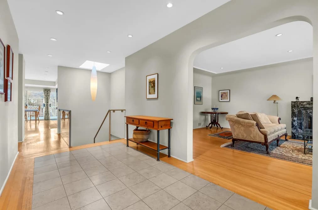 1549 W 33RD AVENUE, Vancouver, BC — Residential for Sale - Photo 2