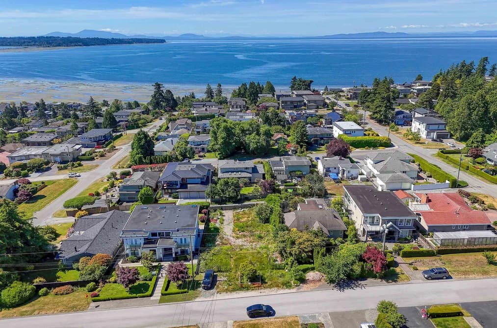15554 CLIFF AVENUE, White Rock, BC — Land for Sale - Main Photo