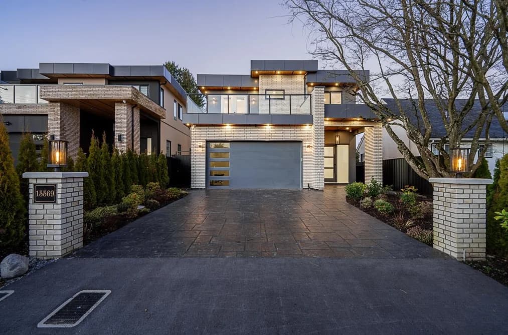 15569 OXENHAM AVENUE, White Rock, BC — Residential for Sale - Photo 2