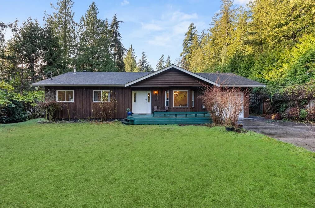 1559 PARK AVENUE, Roberts Creek, BC — Residential for Sale - Main Photo