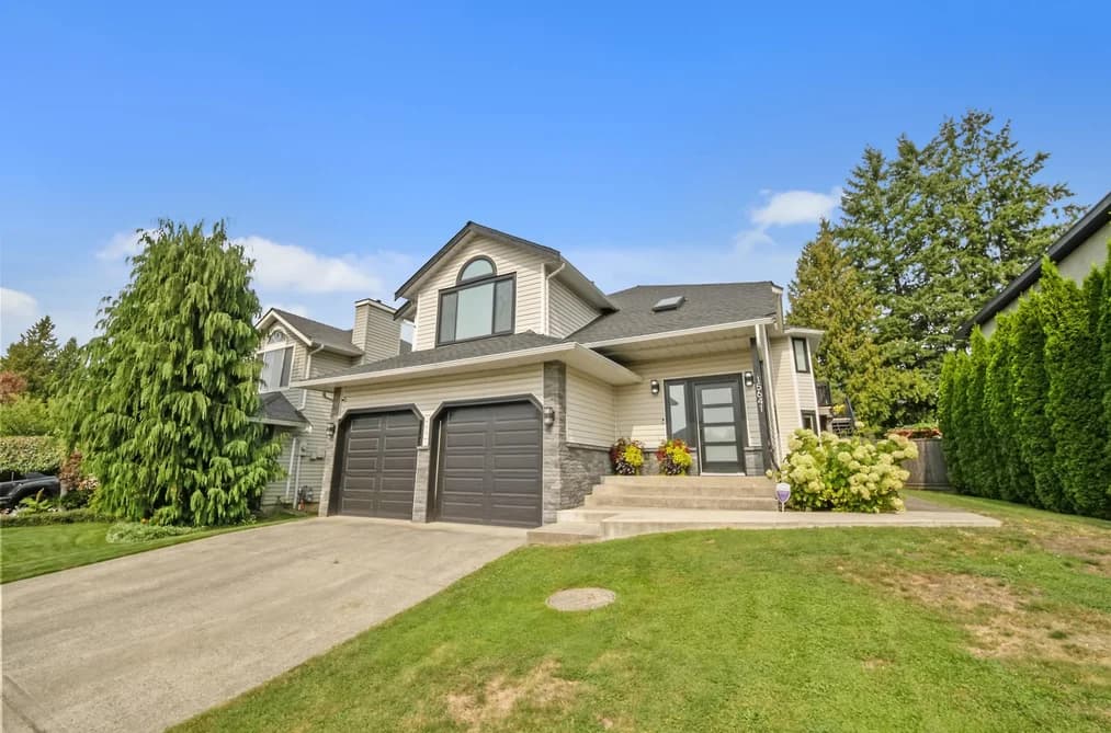 15641 107 AVENUE, Surrey, BC — Residential for Sale - Photo 2