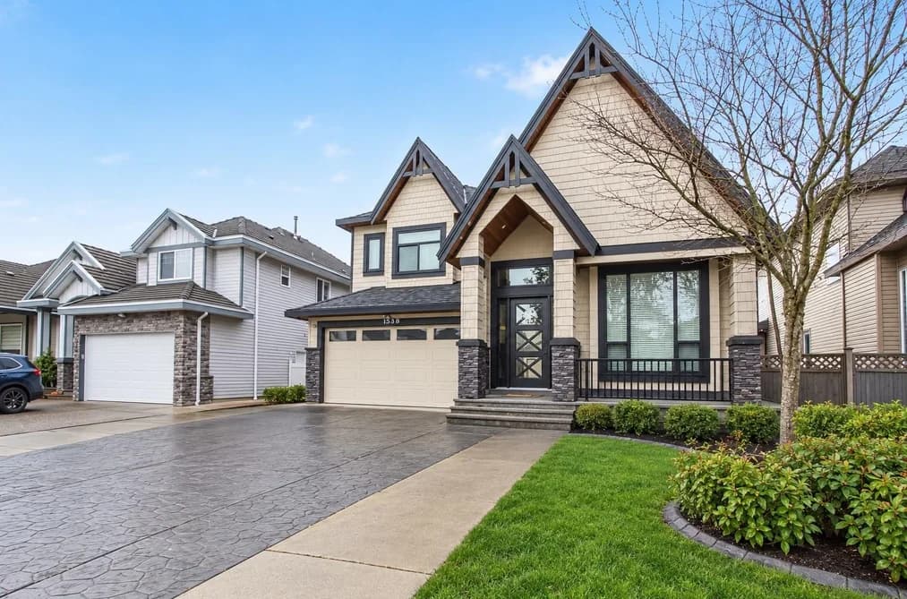 15648 82 AVENUE, Surrey, BC — Residential for Sale - Photo 2