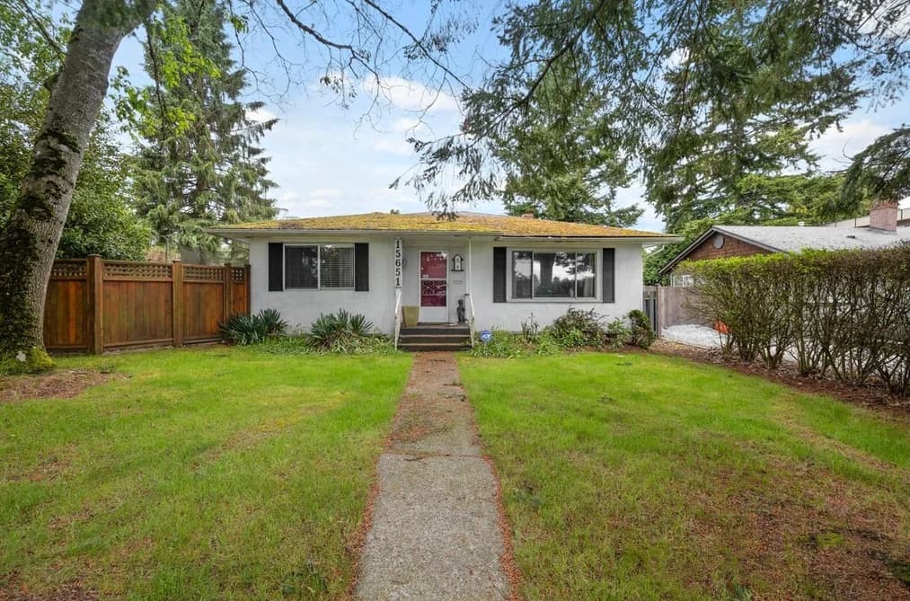 15651 THRIFT AVENUE, White Rock, BC — Residential for Sale - Main Photo