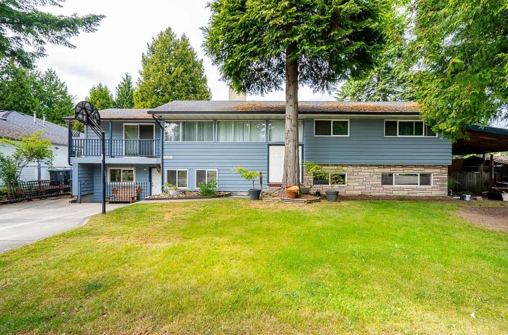 15661 92 AVENUE, Surrey, BC — Residential for Sale - Main Photo