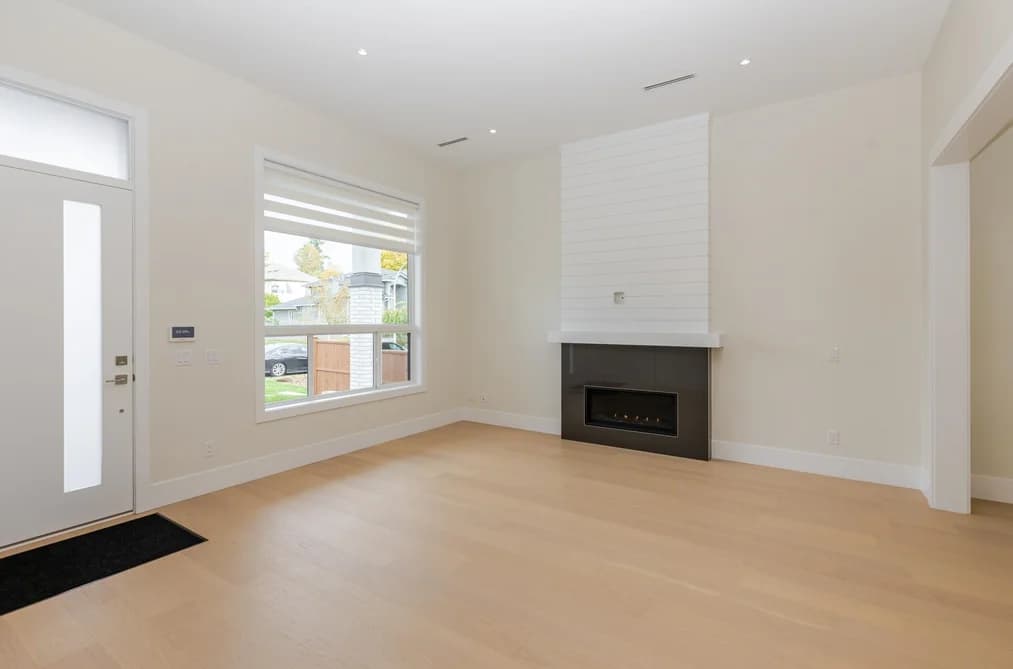 15672 82A AVENUE, Surrey, BC — Residential for Sale - Photo 2