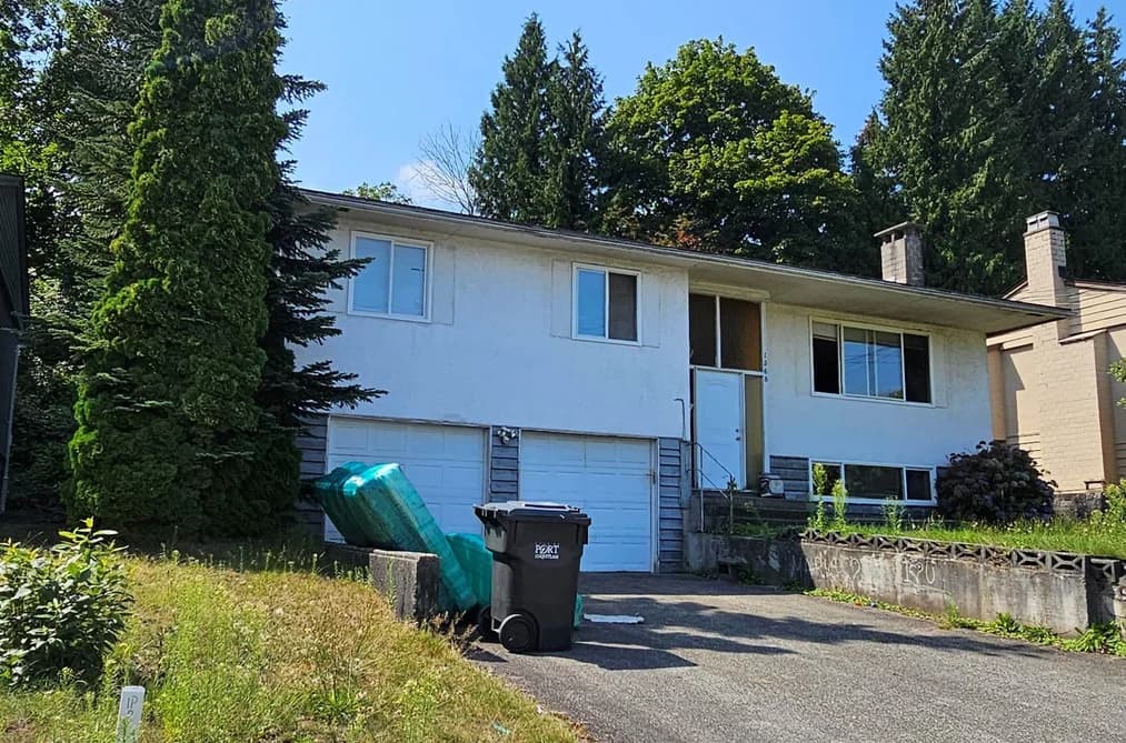 1568 PITT RIVER ROAD, Port Coquitlam, BC — Residential for Sale - Photo 2
