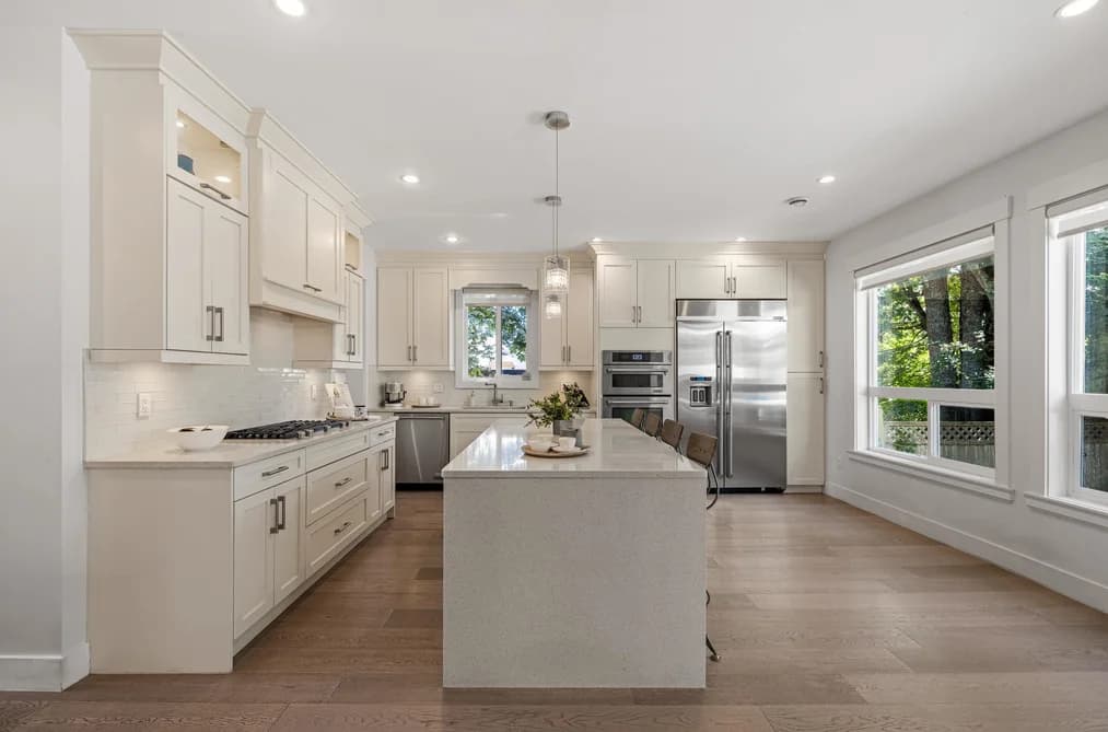 1571 136 STREET, Surrey, BC — Residential for Sale - Photo 2