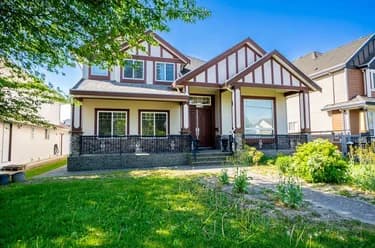 House for sale at 15746 84 Avenue Surrey British Columbia - MLS: R3122789