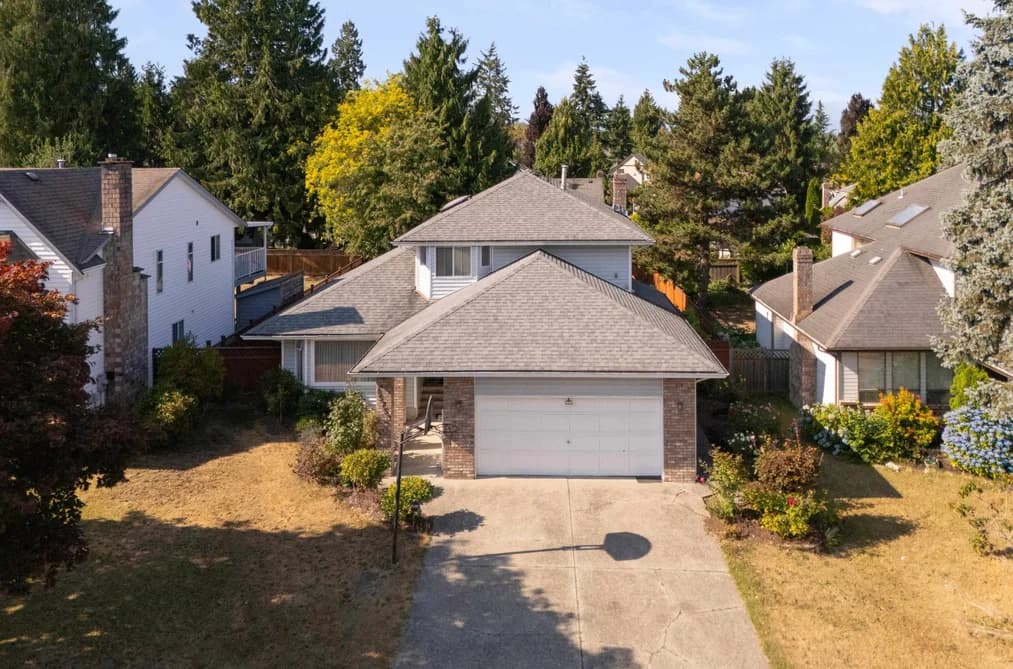 15753 98 AVENUE, Surrey, BC — Residential for Sale - Photo 2