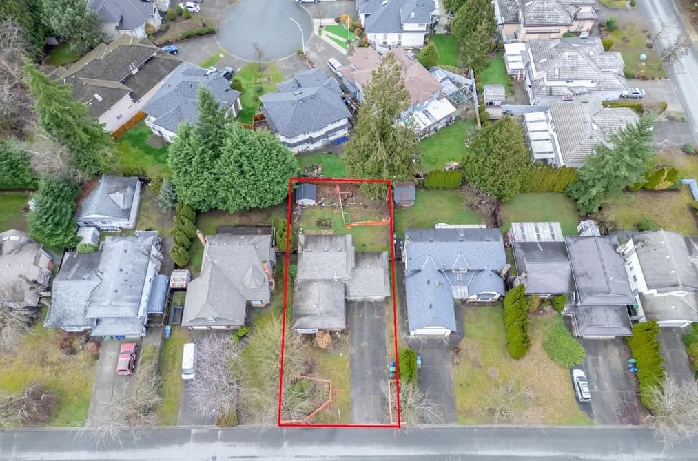 15759 101 AVENUE, Surrey, BC — Residential for Sale - Photo 2