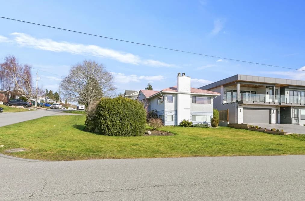 15761 CLIFF AVENUE, White Rock, BC — Residential for Sale - Photo 2
