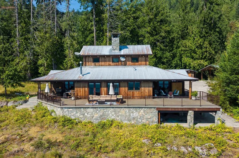 15781 EAST EGMONT SHORELINE, Egmont, BC — Residential for Sale - Photo 2
