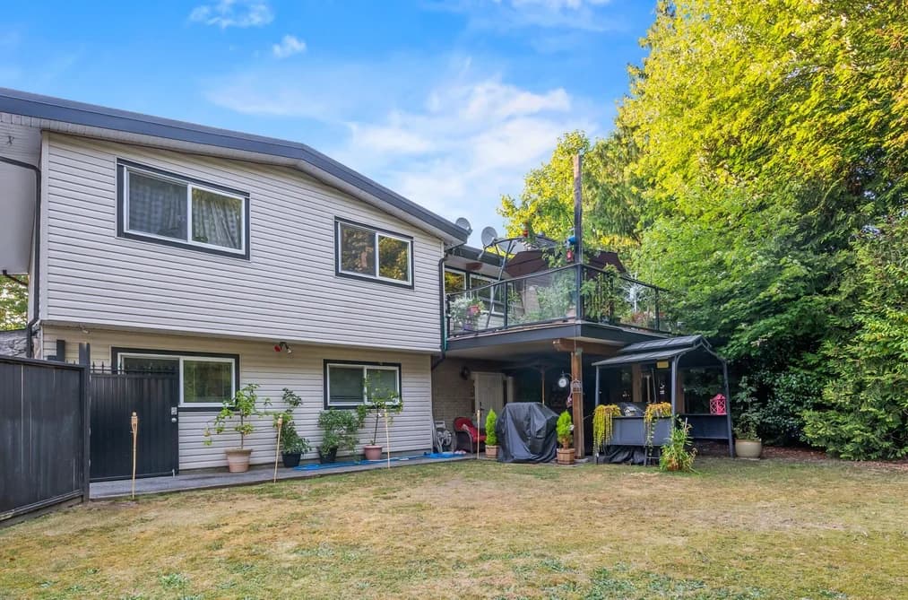 15797 92 AVENUE, Surrey, BC — Residential for Sale - Photo 2