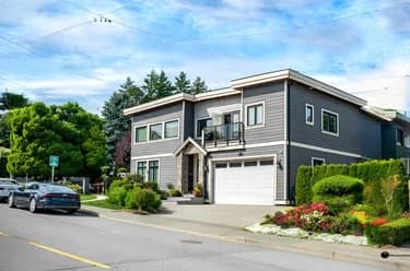 House for sale at 15807 Buena Vista Avenue White Rock British Columbia - MLS: R3129763