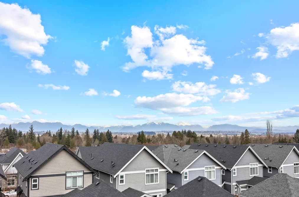 15825 WILLS BROOK WAY, Surrey, BC — Residential for Sale - Photo 2