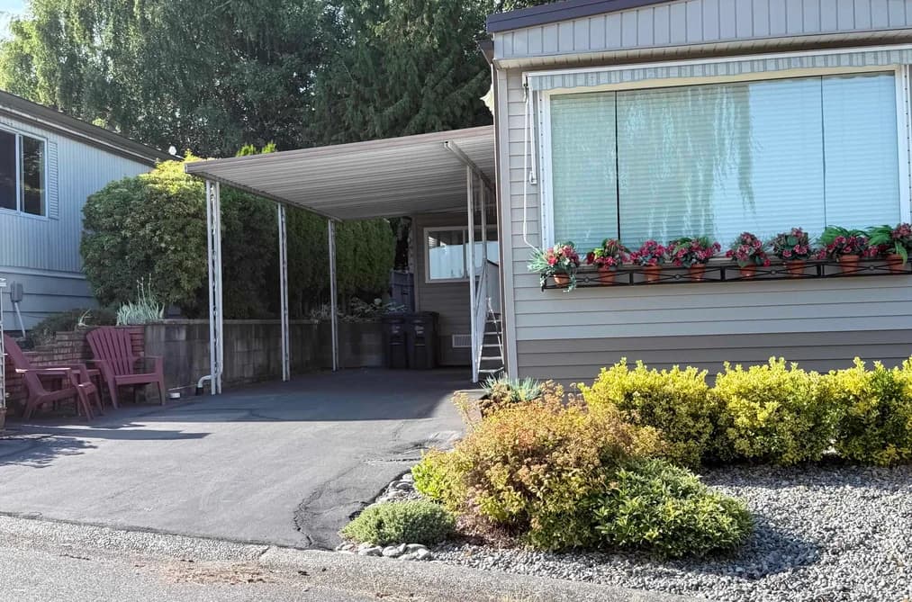 15851 SUFFOLK ROAD, Surrey, BC — Residential for Sale - Photo 2