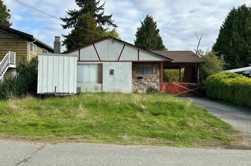 15855 VINE AVENUE, White Rock, BC — Residential for Sale - Main Photo