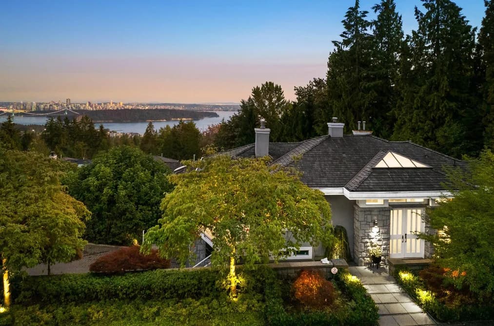 1590 TYROL COURT, West Vancouver, BC — Residential for Sale - Photo 2