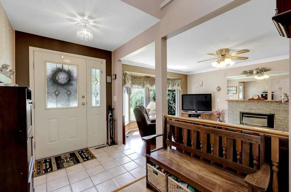 15965 89 AVENUE, Surrey, BC — Residential for Sale - Photo 2