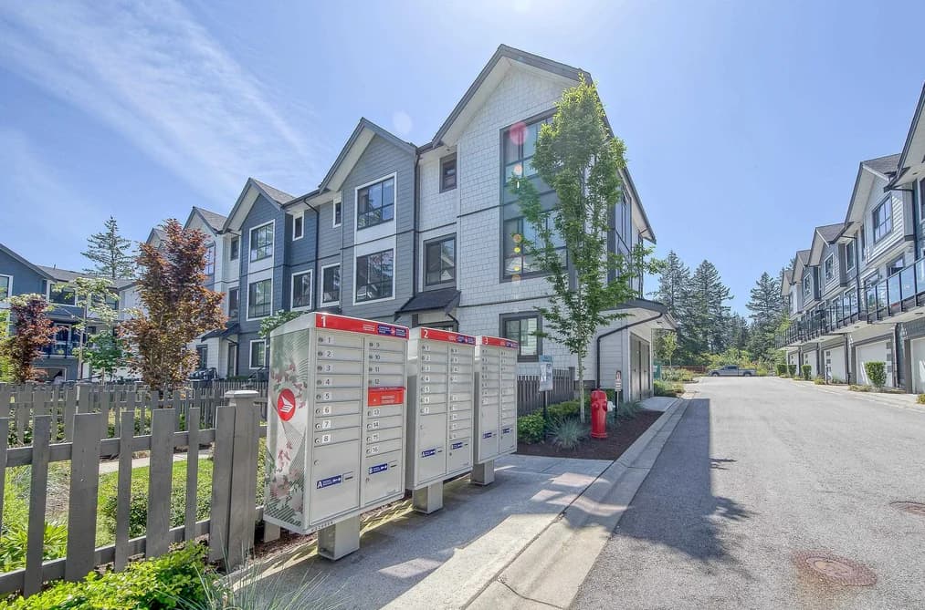 16 16760 25 AVENUE, Surrey, BC — Residential for Sale - Photo 2