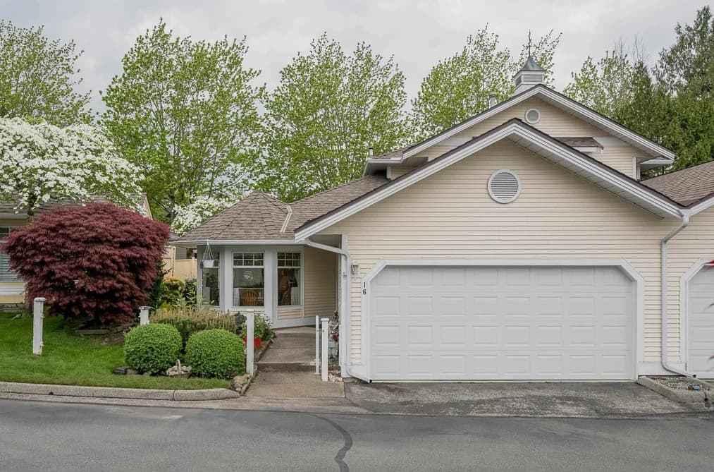 16 21138 88 AVENUE, Langley, BC — Residential for Sale - Photo 2