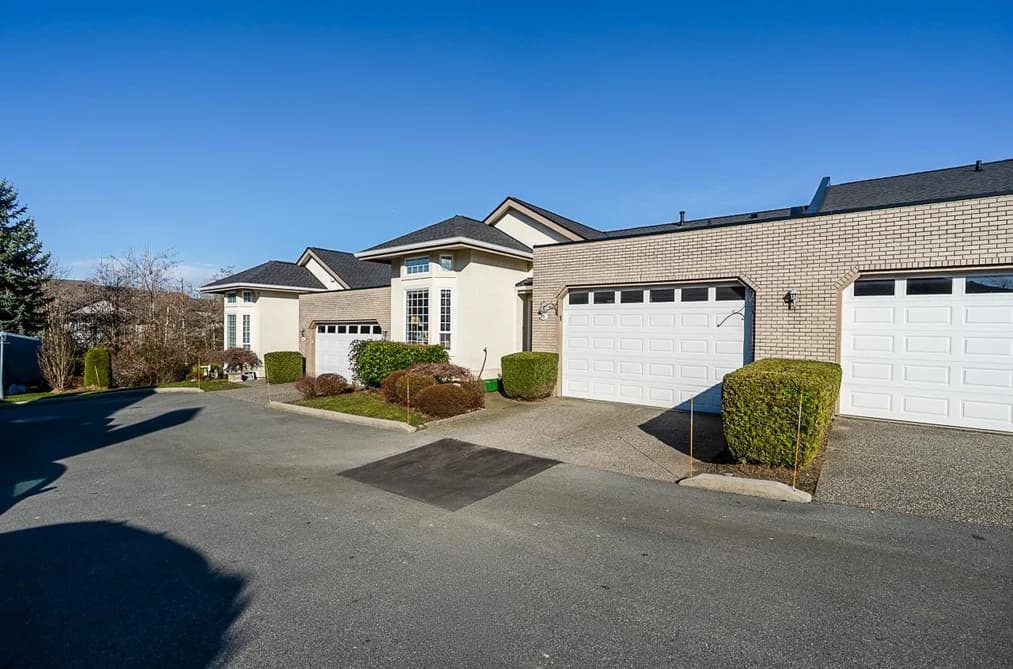16 31450 SPUR AVENUE, Abbotsford, BC — Residential for Sale - Main Photo