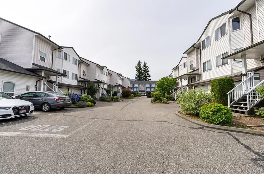 16 5950 VEDDER ROAD, Chilliwack, BC — Residential for Sale - Photo 2