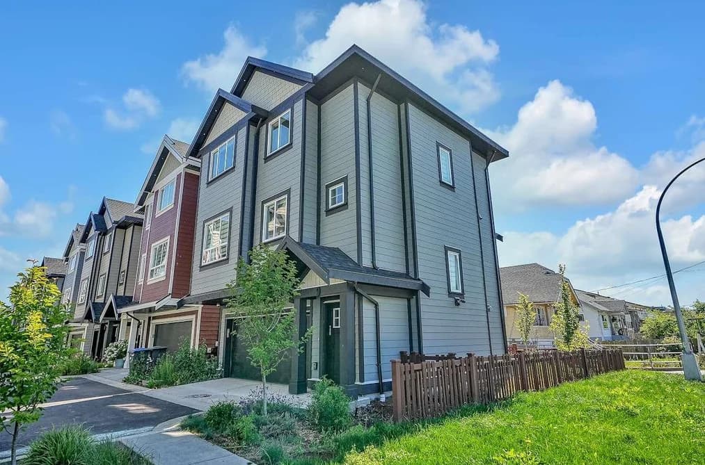 16 608 EWEN AVENUE, New Westminster, BC — Residential for Sale - Main Photo