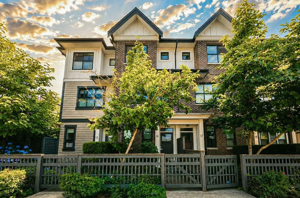 16 7039 MACPHERSON AVENUE, Burnaby, BC — Residential for Sale - Photo 2