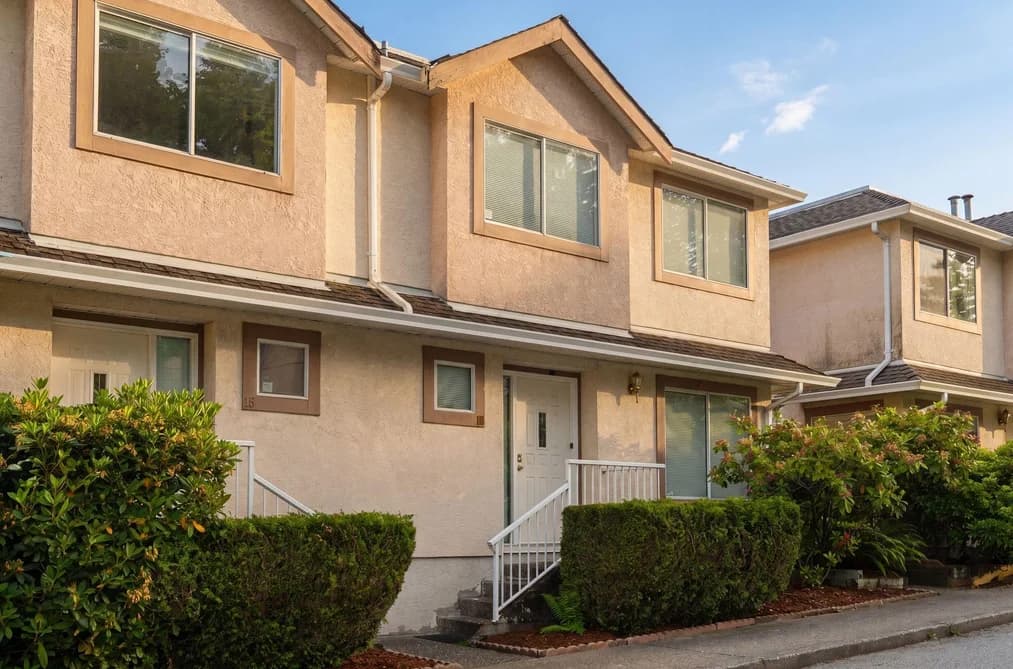 16 901 W 17TH STREET, North Vancouver, BC — Residential for Sale - Photo 2