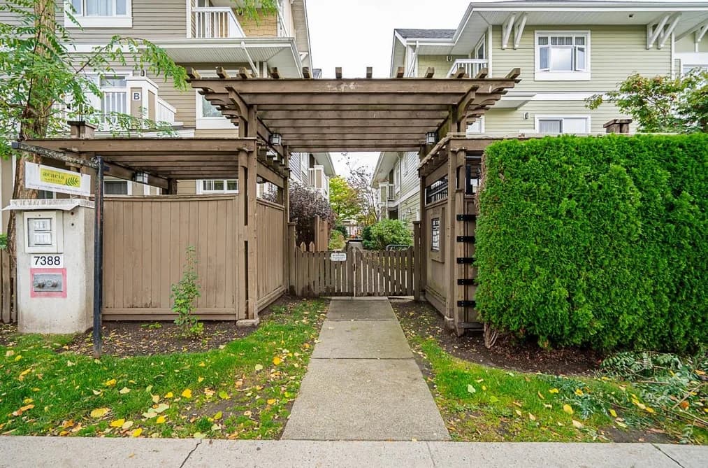 160 7388 MACPHERSON AVENUE, Burnaby, BC — Residential for Sale - Photo 2