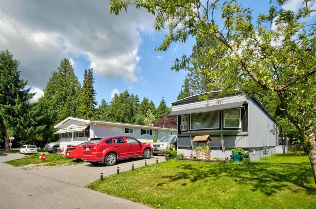 160 7790 KING GEORGE BOULEVARD, Surrey, BC — Residential for Sale - Main Photo