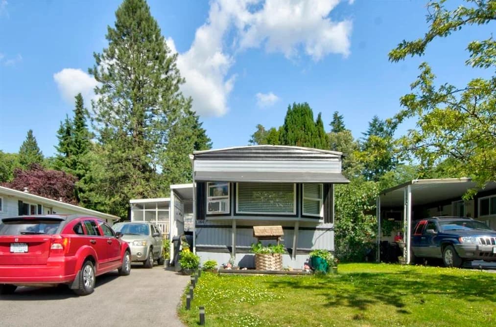 160 7790 KING GEORGE BOULEVARD, Surrey, BC — Residential for Sale - Photo 2