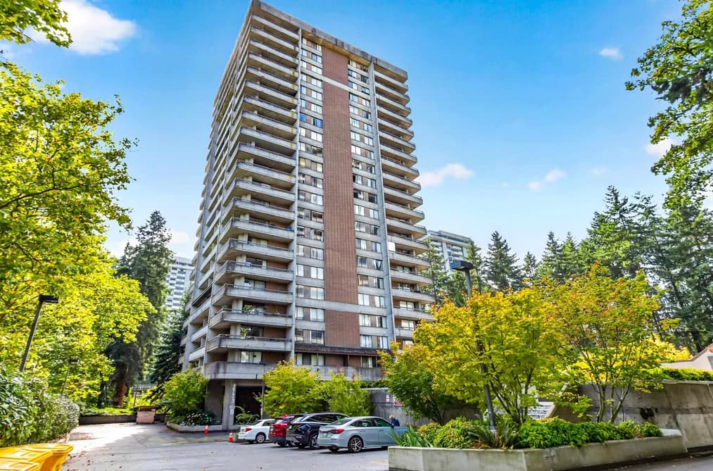1601 3771 BARTLETT COURT, Burnaby, BC — Residential for Sale - Main Photo