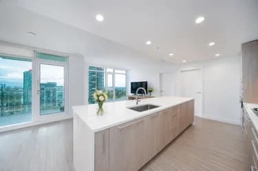 Condo for sale at 1601 6398 Silver Street Burnaby British Columbia - MLS: R3143908