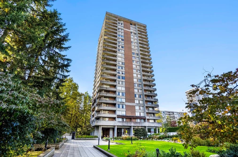 1605 3737 BARTLETT COURT, Burnaby, BC — Residential for Sale - Photo 2