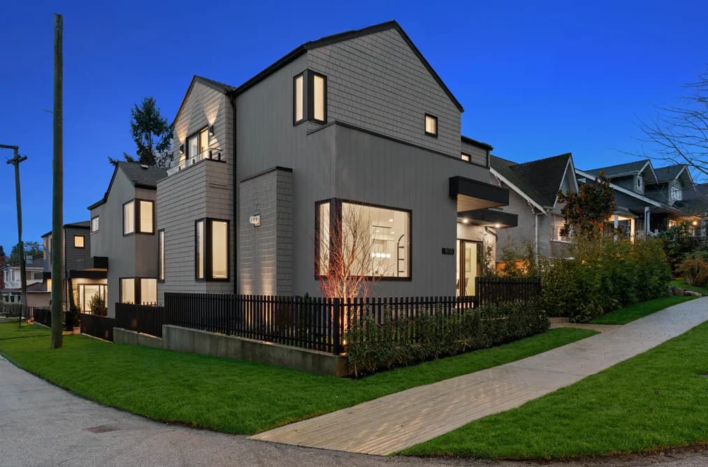 1605 E 21ST AVENUE, Vancouver, BC — Residential for Sale - Photo 2